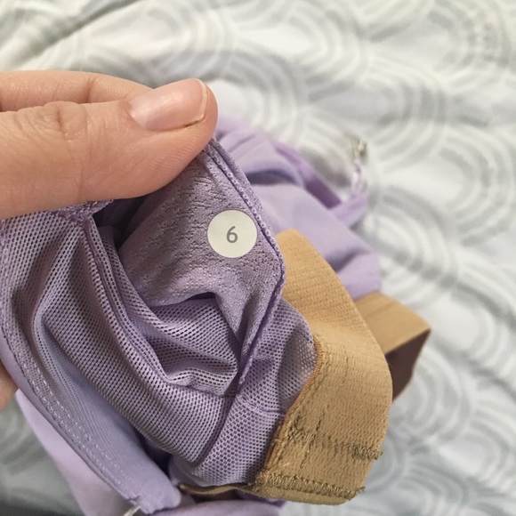 Lululemon Some Like It Hot Lilac - Picture 3 of 5